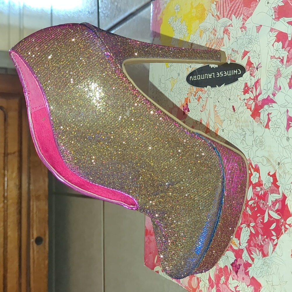 Chinese Laundry pink glitter booties